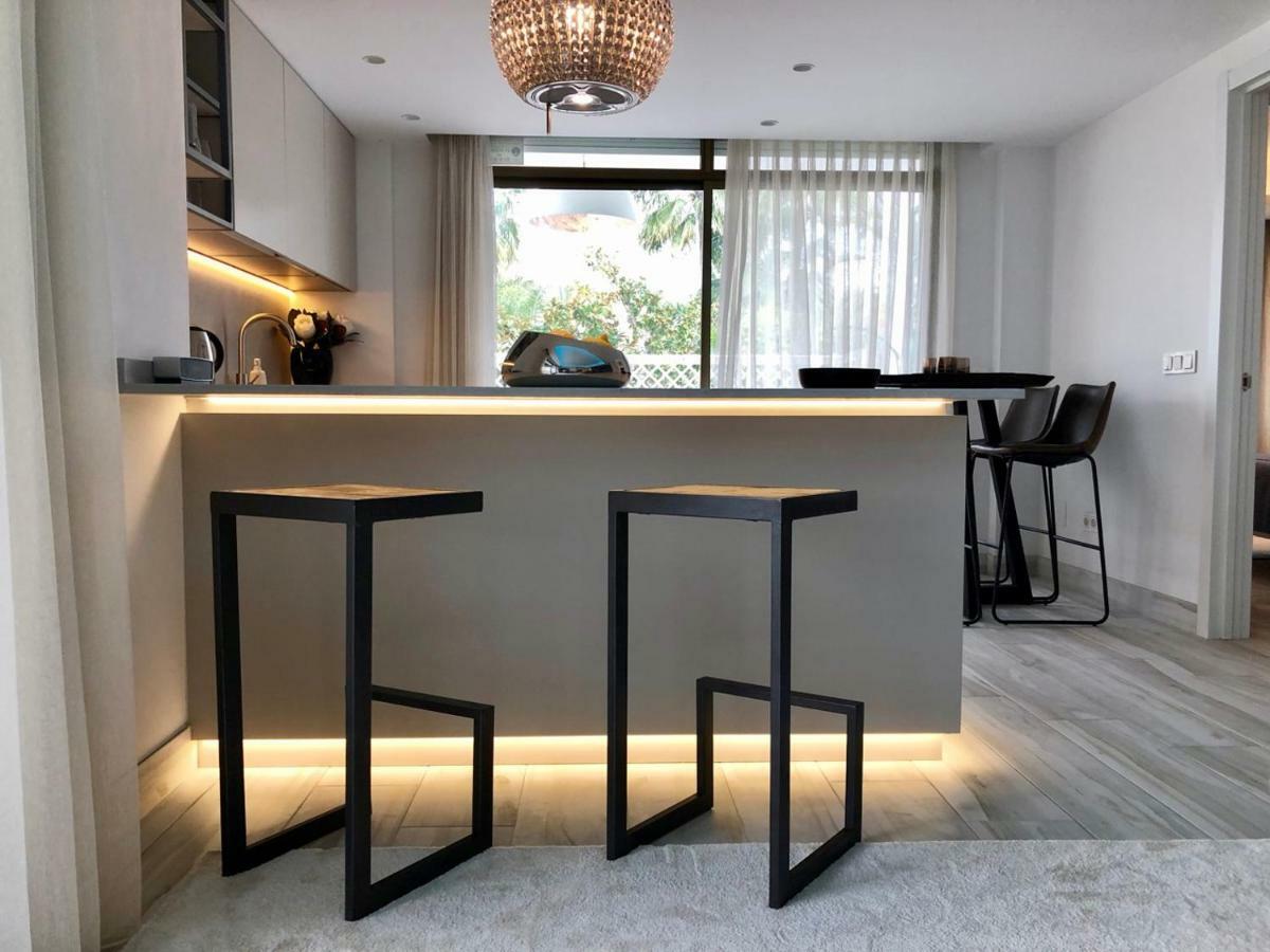 Luxury Apartment In La Isla, Walking Distance To Puerto Banus Marbellac Extérieur photo