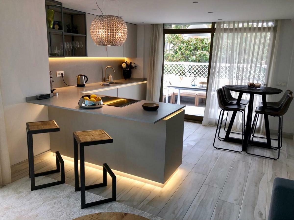 Luxury Apartment In La Isla, Walking Distance To Puerto Banus Marbellac Extérieur photo